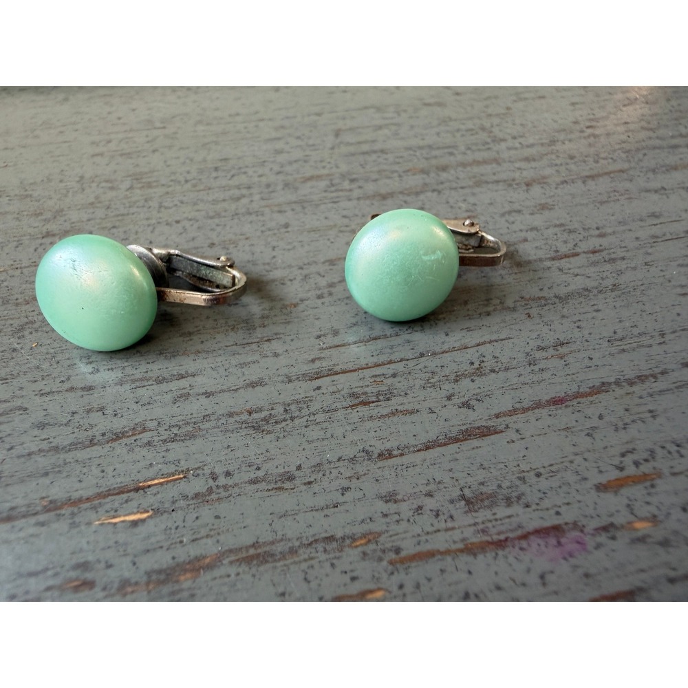 Vintage Mint Green Pearlescent Button Clip On Earrings Silver Tone Retro Mid Mod